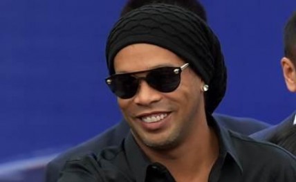 Ronaldinho 20170427144053_l